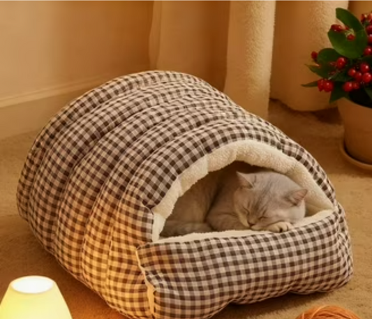 Autumn and Winter Soft Plush Pet Bed and Pet Bed Winter Warm and Cold Plush Comforter Nest Shell Cat Nest Semi-Enclosed Cat Nest